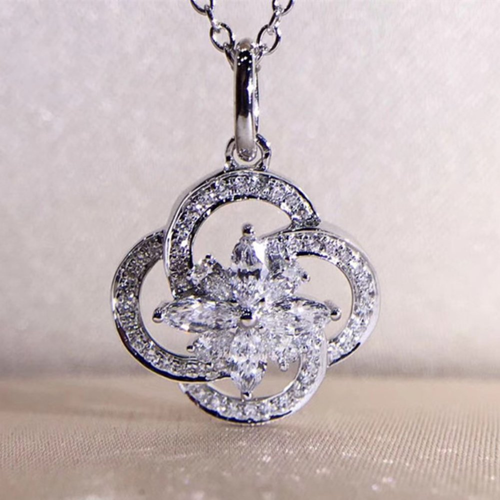 💞Flower Hollow Romantic 925 Silver Plated Pendant Necklace for Women, MARR9014